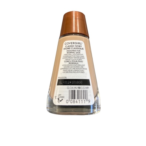 NEW Covergirl Clean Liquid Foundation $5 with any purchase over 15! - Picture 3 of 5